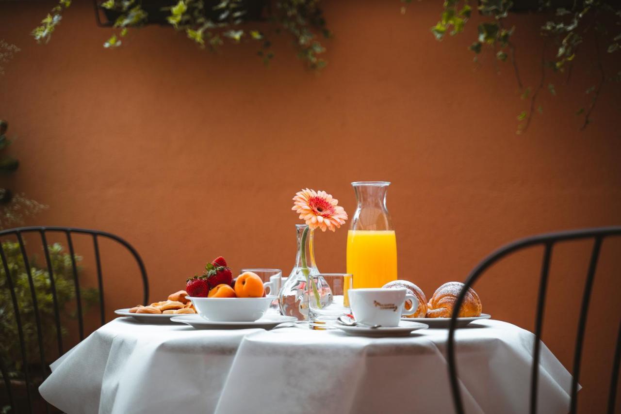 Albergo Commercio パルマノーヴァ エクステリア 写真
